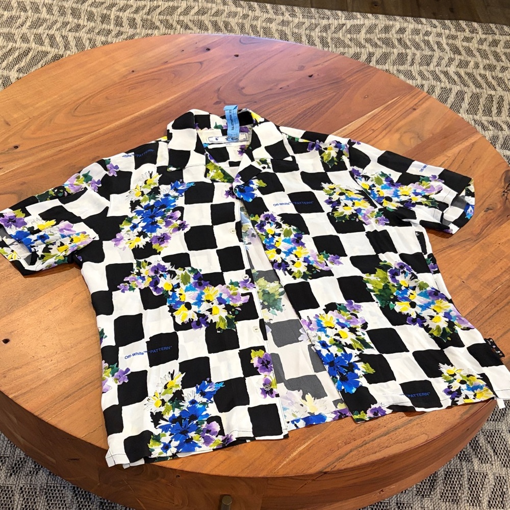 🆙 Used dry cleaned off white shirt